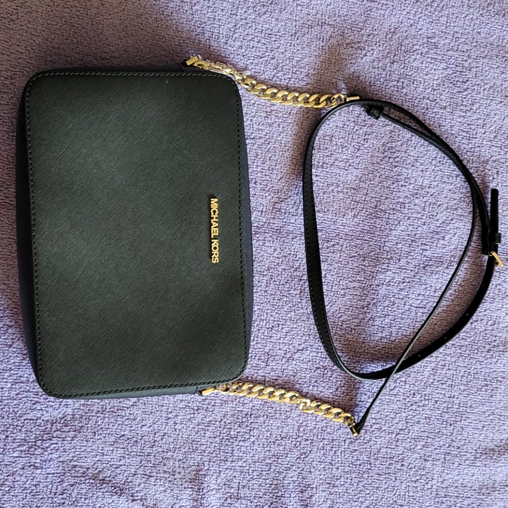 Michael kors jet set handbag